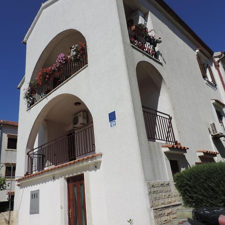 Apartmani Antica Cres Exteriör bild